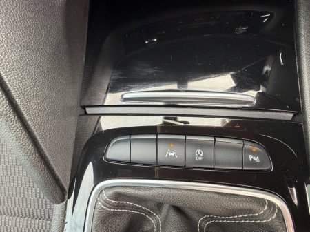 2022 Opel Insignia - photo 17
