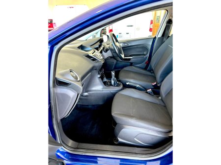 2017 Ford Fiesta - photo 8