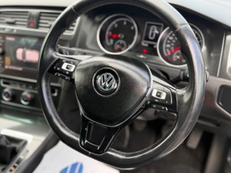 2019 Volkswagen Golf - photo 8