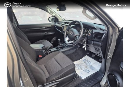 2023 Toyota Hilux - photo 7