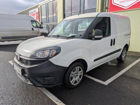 2023 Fiat Doblo - photo 2