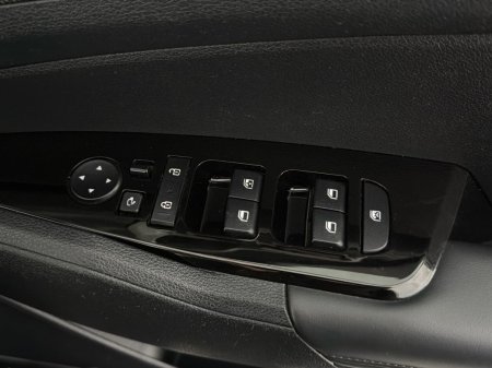 2024 Kia Sportage - photo 35