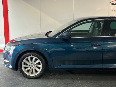 2022 Skoda Superb - photo 7