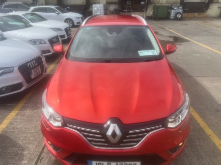 2019 Renault Megane - photo 2