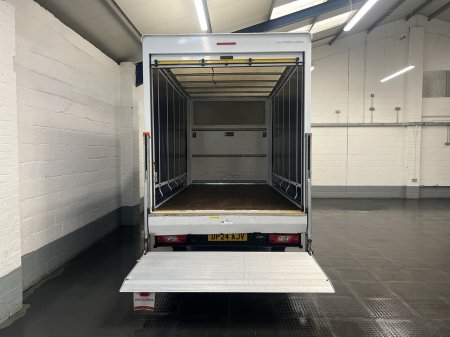 2024 Ford Transit - photo 2