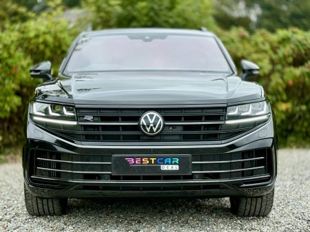 2024 Volkswagen Touareg - photo 6