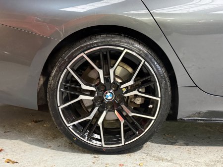 2022 BMW 3-Series - photo 4