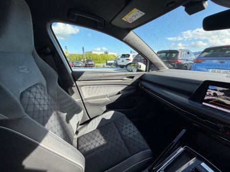 2023 Volkswagen Golf - photo 30