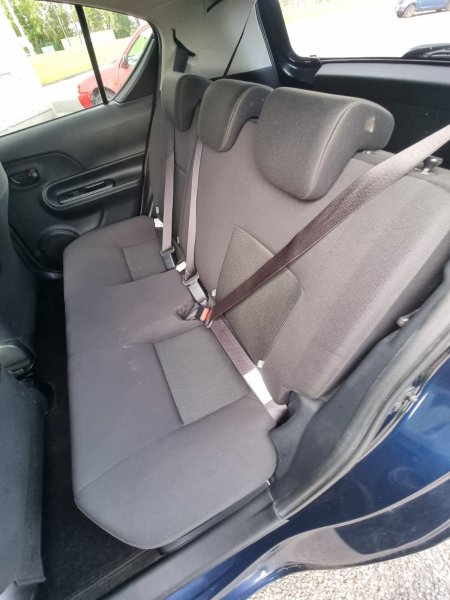 2019 Toyota Aqua - photo 22