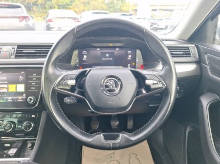 2022 Skoda Superb - photo 9