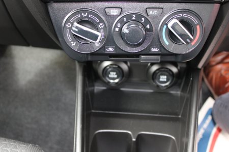 2019 Suzuki Swift - photo 18