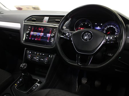 2019 Volkswagen Tiguan - photo 16
