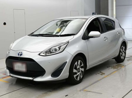 2020 Toyota Aqua STYLE BLACK