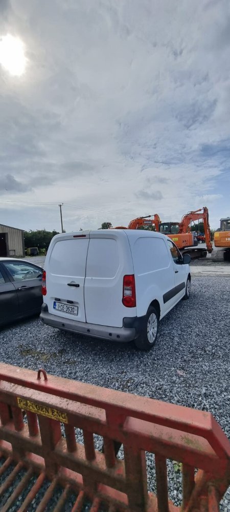2011 Citroen Berlingo - photo 2