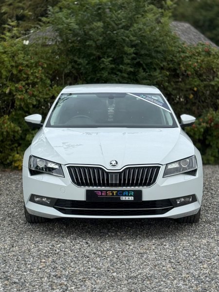 2018 Skoda Superb - photo 7