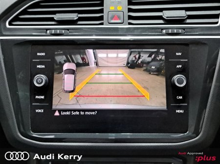 2020 Volkswagen Tiguan - photo 16
