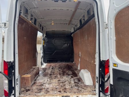 2018 Ford Transit - photo 9