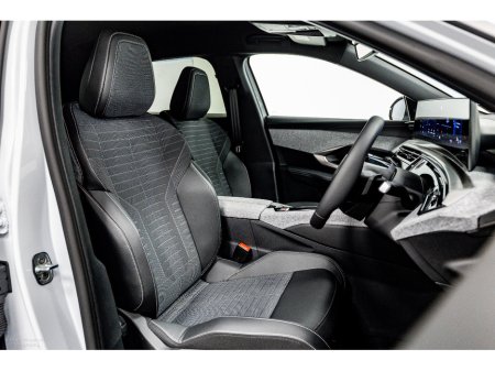 2025 Peugeot 3008 - photo 3