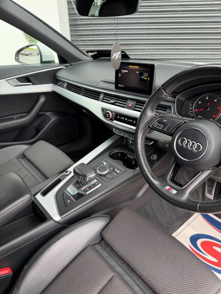 2016 Audi A4 - photo 18
