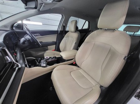 2024 Kia Sportage - photo 7
