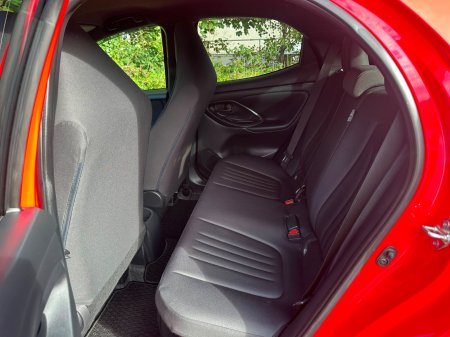2022 Toyota Yaris - photo 18