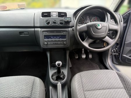 2011 Skoda Fabia - photo 8