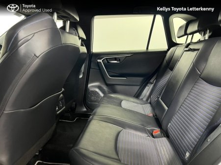 2019 Toyota RAV4 - photo 7