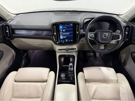 2022 Volvo XC40 - photo 37