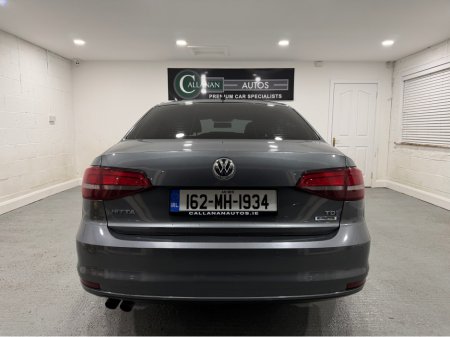2016 Volkswagen Jetta - photo 3