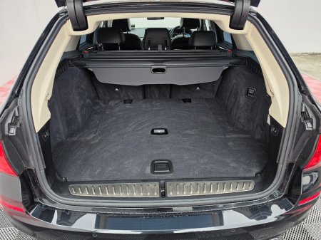 2017 BMW 5-Series - photo 18