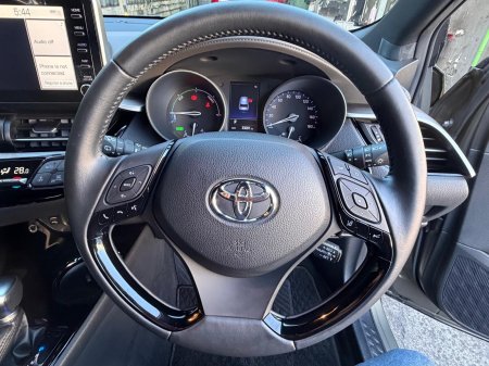 2020 Toyota C-HR - photo 8