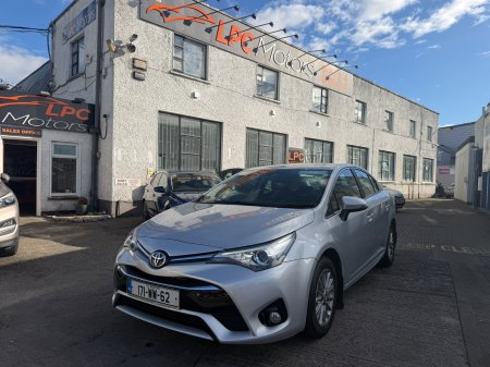 2017 Toyota Avensis - photo 2