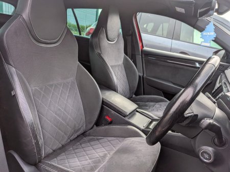 2018 Skoda Superb - photo 12