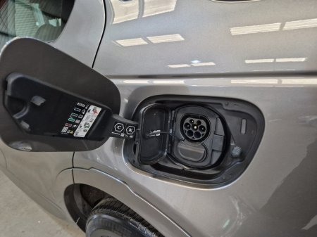 2024 Land Rover Discovery Sport - photo 9