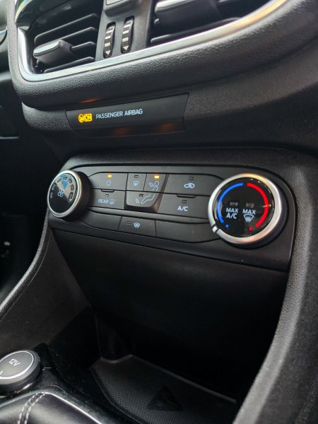 2019 Ford Fiesta - photo 13