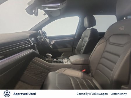 2022 Volkswagen Touareg - photo 4