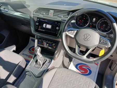2022 Volkswagen Tiguan - photo 13