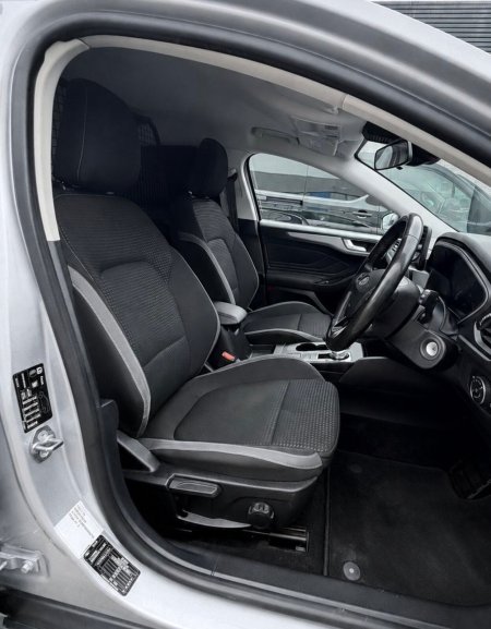 2022 Ford Focus - photo 4