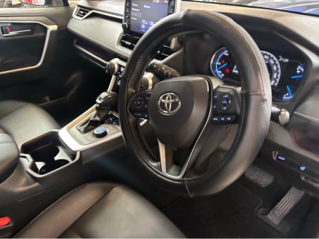 2021 Toyota RAV4 - photo 15