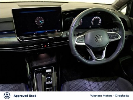 2026 Volkswagen Golf - photo 2
