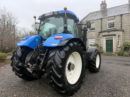 2011 New Holland T7040 - photo 8