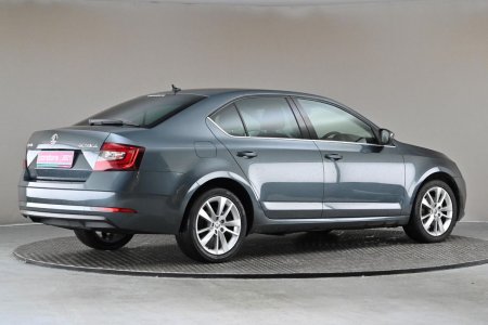 2021 Skoda Octavia - photo 10