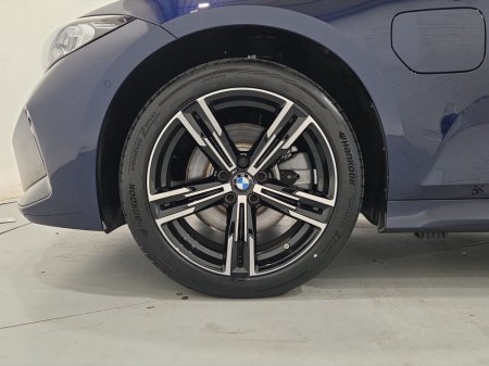 2026 BMW 3-Series - photo 13