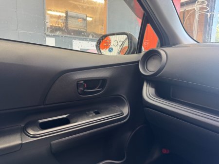 2021 Toyota Aqua - photo 15