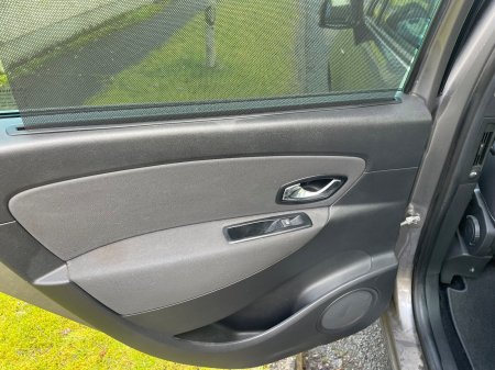2016 Renault Scenic - photo 15