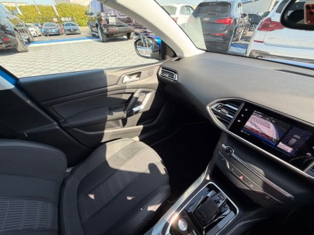 2021 Peugeot 308 - photo 24