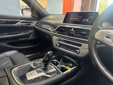 2017 BMW 7-Series - photo 15