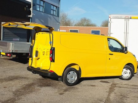 2025 Ford Transit Custom - photo 20