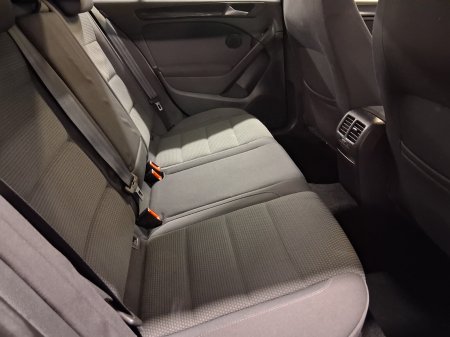 2012 Volkswagen Golf - photo 8