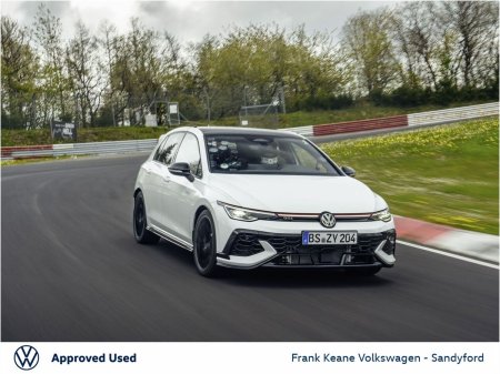 2027 Volkswagen Golf - photo 4